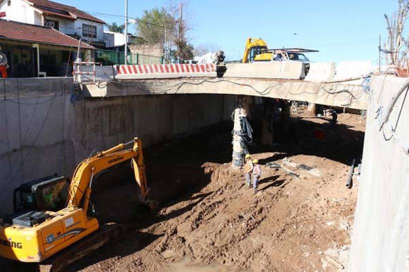 Última etapa de trabajos para inaugurar el túnel de Sarratea