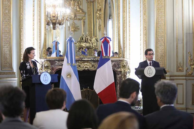 La canciller Mondino y su par de Francia acuerdan fortalecer y ampliar las relaciones bilaterales