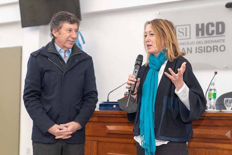 San Isidro: la periodista Elisabetta Piqué fue declarada personalidad destacada del Partido