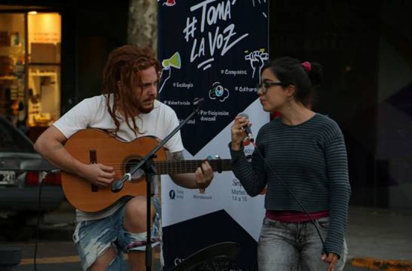 Festival cultural virtual para celebrar en casa con música, arte y poesía
