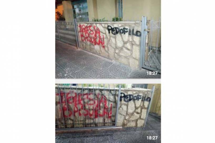 Ataques vandálicos a iglesias durante la marcha &quot;Ni una Menos&quot;