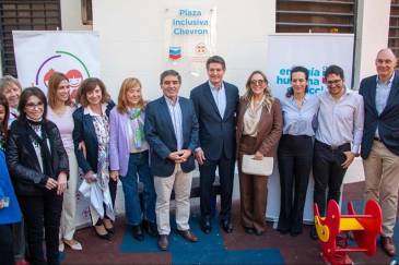 La Cooperadora del Hospital de Niños Dr. Ricardo Gutiérrez y Chevron Argentina inauguraron la “Plaza Inclusiva Chevron”