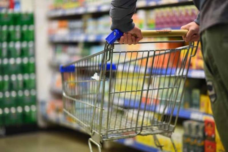 Supermercados y almacenes de Escobar deberán exhibir la lista de 2300 precios máximos establecidos por el gobierno nacional