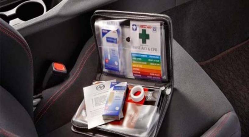 12 elementos que debe tener el botiquín de primeros auxilios del vehículo