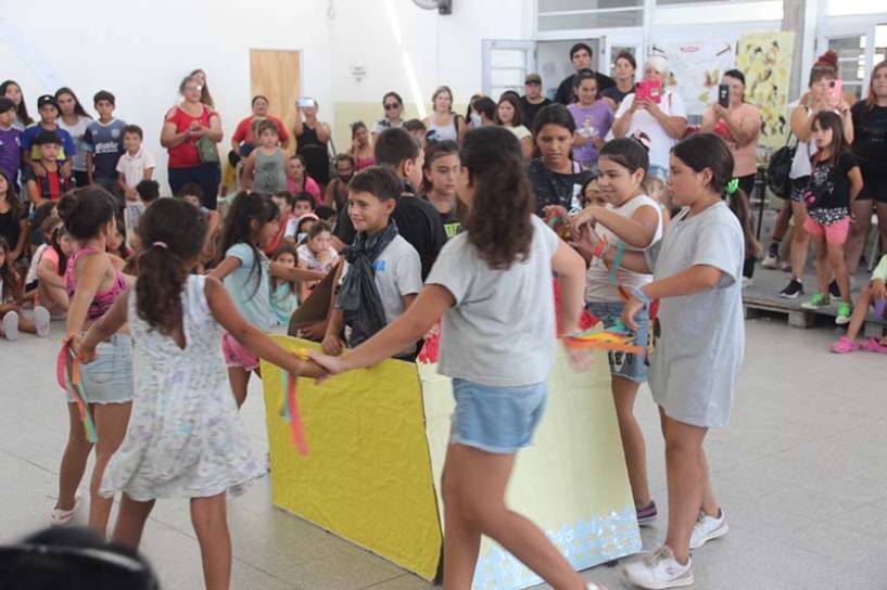 Con actividades conjuntas, más de 150 chicos y chicas compartieron el cierre de Escuelas Abiertas en Verano