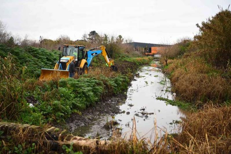 Escobar Sostenible: jornada ambiental de limpieza de arroyos y microbasurales