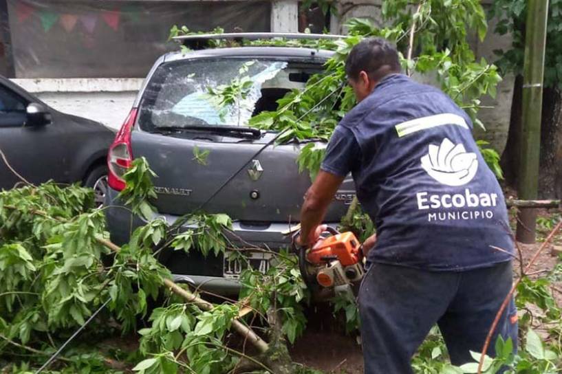 La Municipalidad de Escobar continúa trabajando para atender las consecuencias del temporal