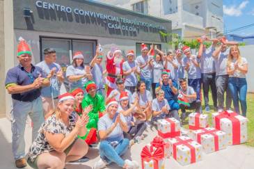 Con Papá Noel, la “Casa de Día” para jóvenes de San Fernando tuvo su encuentro de fin de año