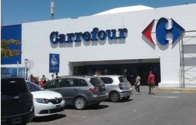 El Municipio realizó el proceso de fiscalización en Carrefour