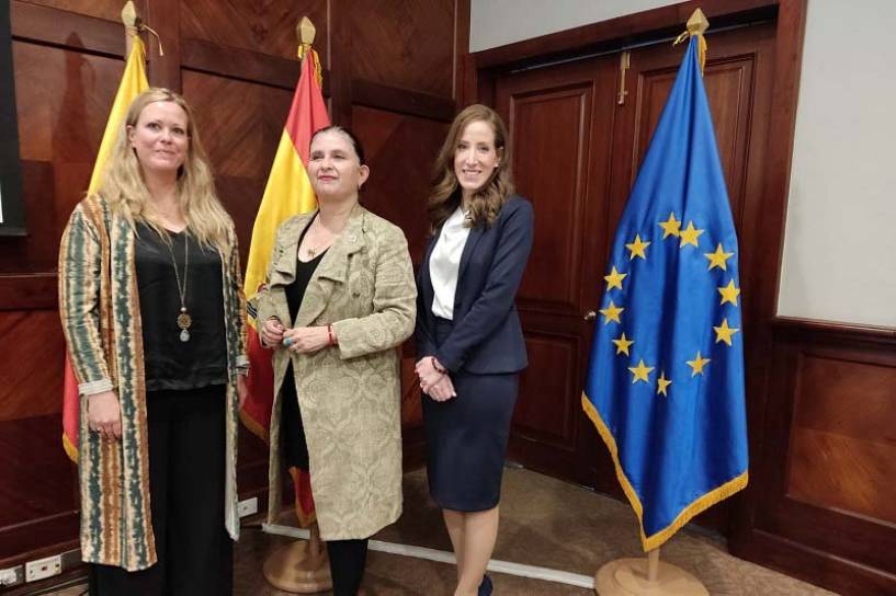 Cámara Oficial Española de Comercio e Industria de Quito y Sercop celebran encuentro empresarial